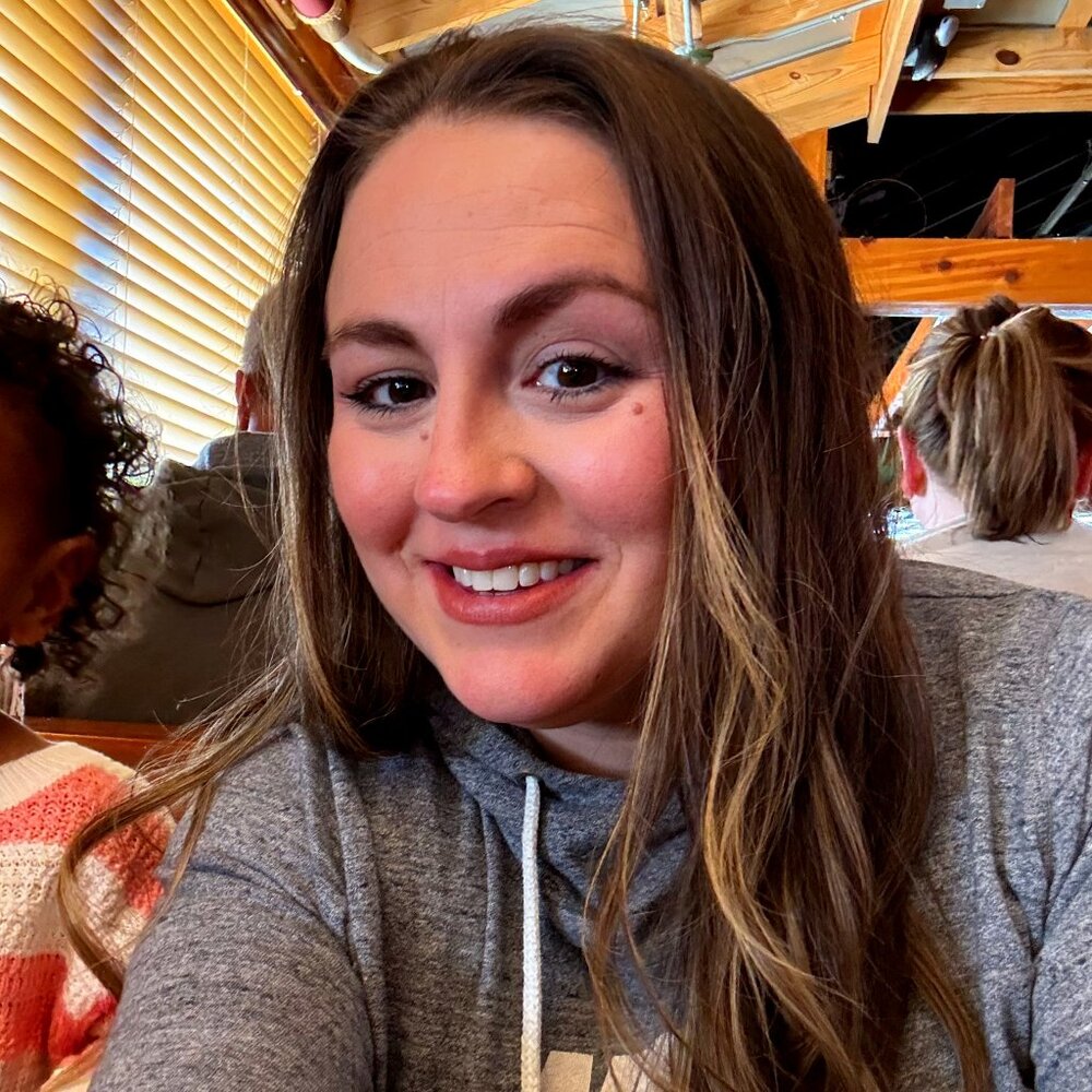 Meet your Posher, Kristen Kollects!